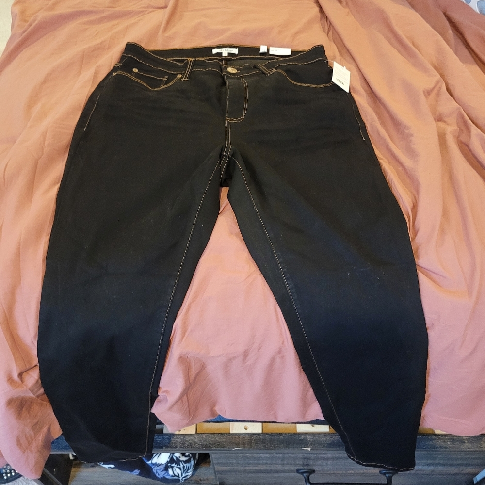 STS Blue Size 18/34 Black Skinny Leg Jeans